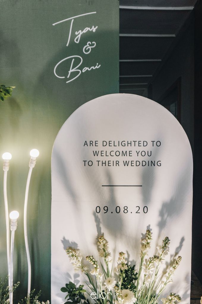 The Wedding of Tyas & Bani by Elior Design - 001 The Wedding of Tyas & Bani by Elior Design - 001