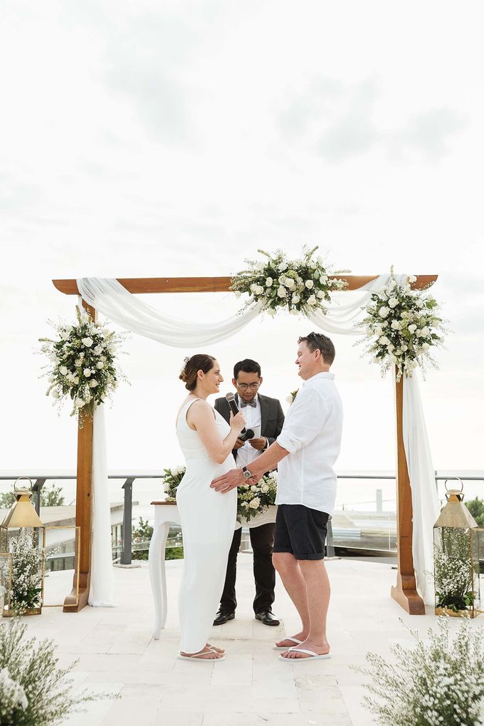Furama Xclusive Legal Wedding by White Roses Planner - 004 Furama Xclusive Legal Wedding by White Roses Planner - 004