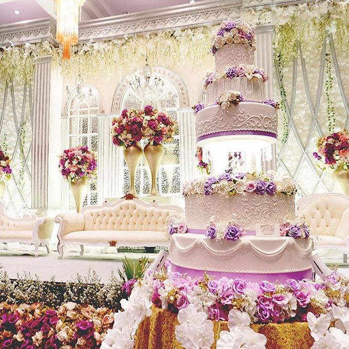 Custom Wedding Cake - September 2018 by RR CAKES - 005 Custom Wedding Cake - September 2018 by RR CAKES - 005