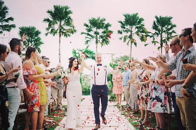 Tropical Green Glam by Louloudi Wedding & Events Stylist - 010 Tropical Green Glam by Louloudi Wedding & Events Stylist - 010