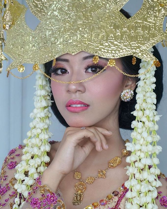 Batak Wedding Makeup by MRS Makeup & Bridal - 003