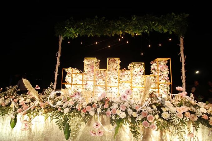 The Wedding of Alvin & Gabriella by Tinara Brides - 001 The Wedding of Alvin & Gabriella by Tinara Brides - 001