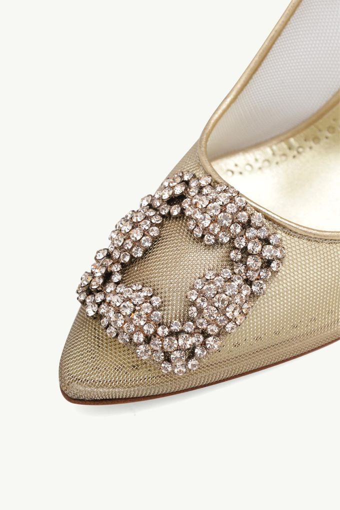 MANOLO BLAHNIK Hangisi 50th Anniversary 10.5cm Pumps in Gold Mesh with Gold Crystal by FashionForth - 005