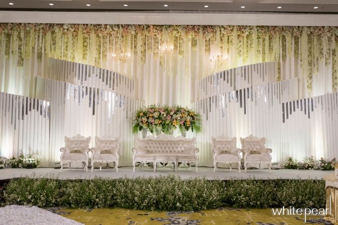 Harris Vertu 2018 05 05 by White Pearl Decoration - 001 Harris Vertu 2018 05 05 by White Pearl Decoration - 001