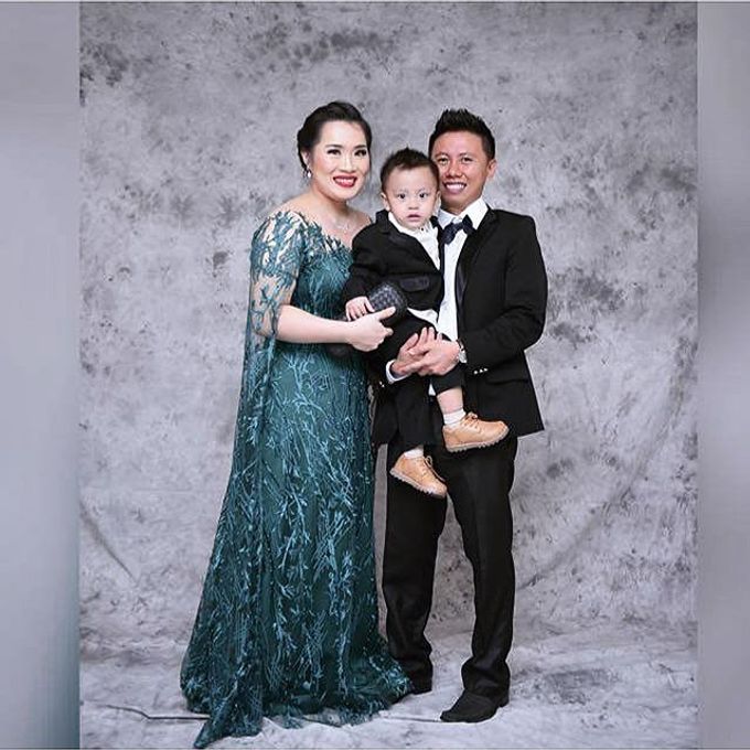Sister of the Groom from Makassar by Berta Chandra Couture - 002 Sister of the Groom from Makassar by Berta Chandra Couture - 002