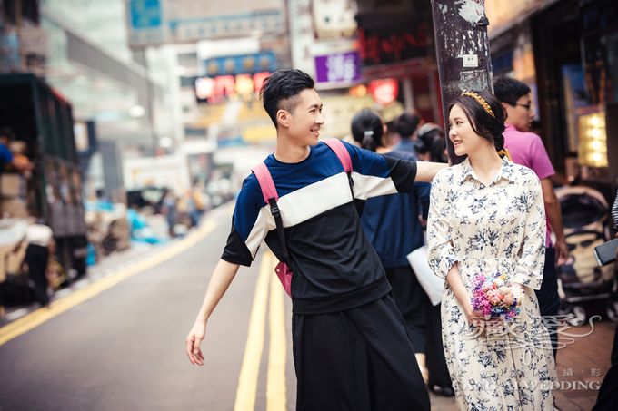 Bustling Street of Hong Kong by Cang Ai Wedding - 025