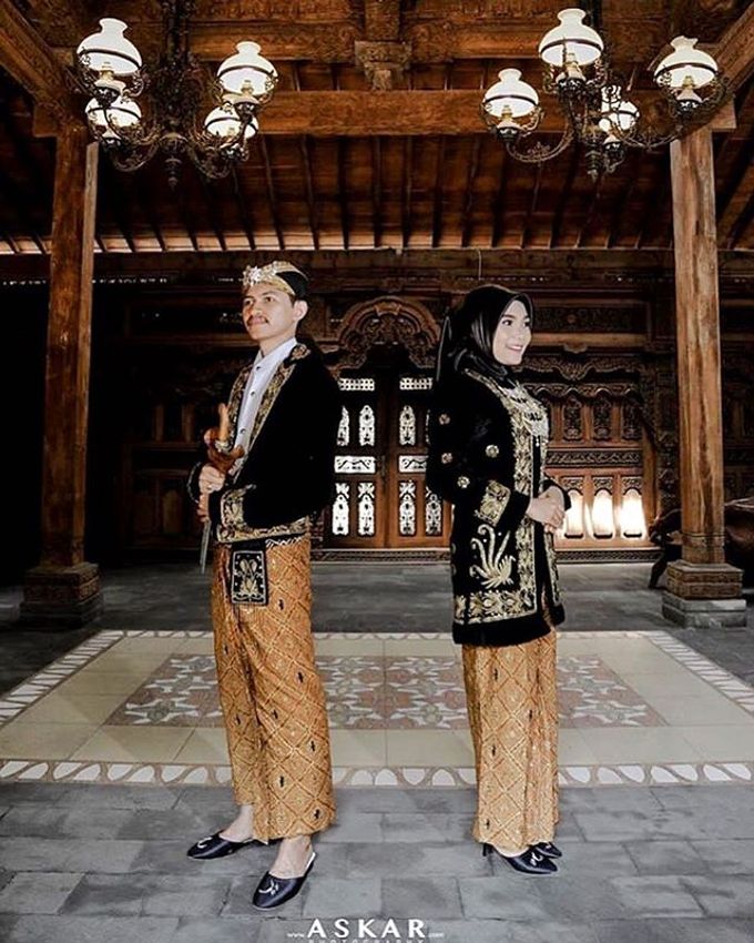 Pre-Wedding Photo of Ms. Nadya and Mr. Tri by Rumah Joglo Pandu - 002 Pre-Wedding Photo of Ms. Nadya and Mr. Tri by Rumah Joglo Pandu - 002