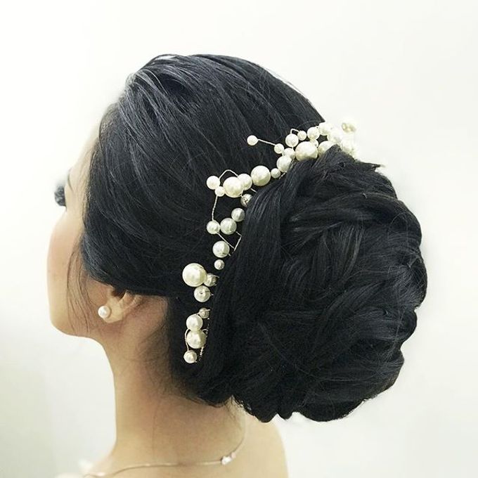 Headpiece & Crown by Ilona Headpiece & Crown - 043 Headpiece & Crown by Ilona Headpiece & Crown - 043
