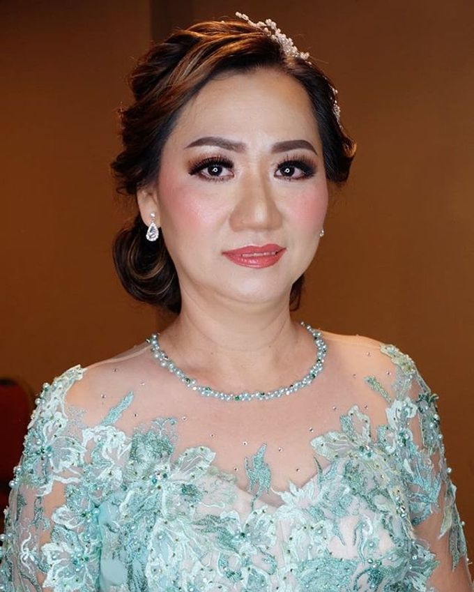 Moms by Jeje Makeup Artist - 012 Moms by Jeje Makeup Artist - 012