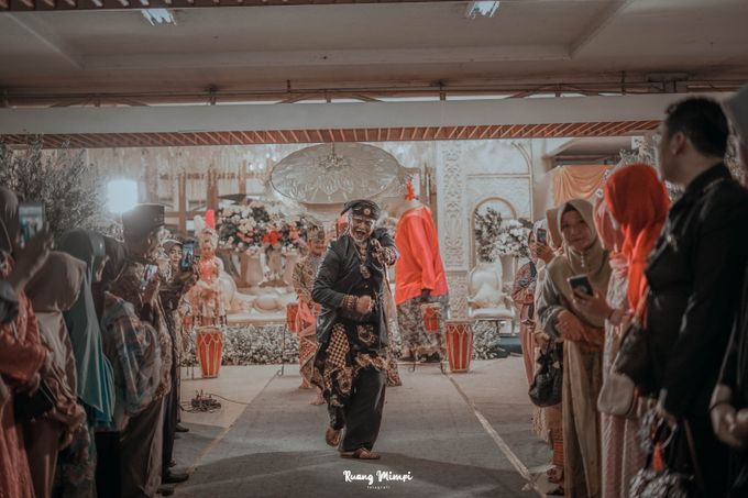 Wedding Of Azizah & Vicky by Ruang Mimpi fotografi - 010