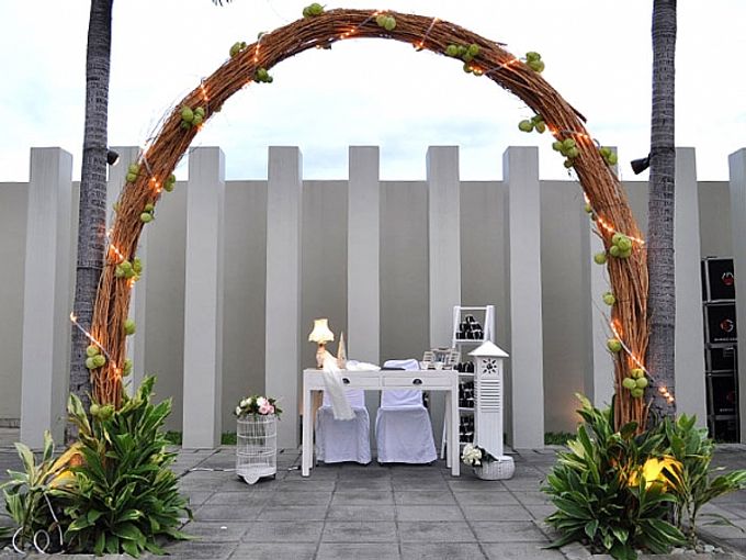 Weddings at Poolside by Alila Jakarta Hotel - 005 Weddings at Poolside by Alila Jakarta Hotel - 005