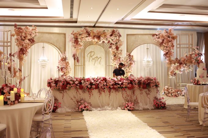 Entertainment jazz wedding at westin hotel jakarta - Double V entertainment by Double V Entertainment - 030