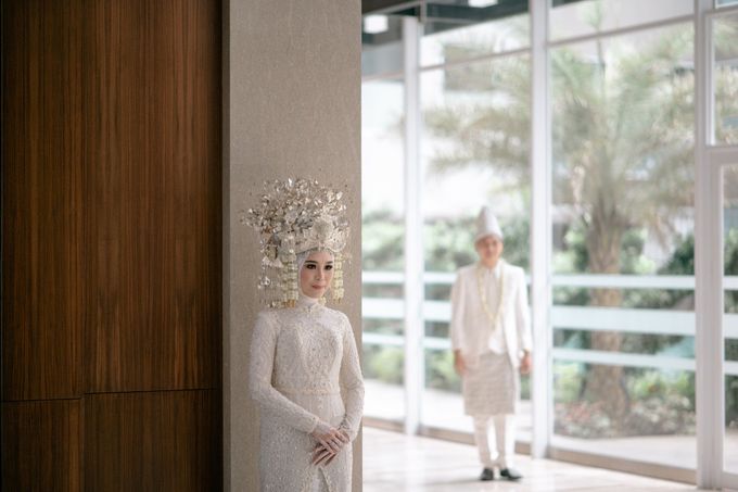 The Wedding of Ega & Hanafi by LigArt Photography - 001 The Wedding of Ega & Hanafi by LigArt Photography - 001