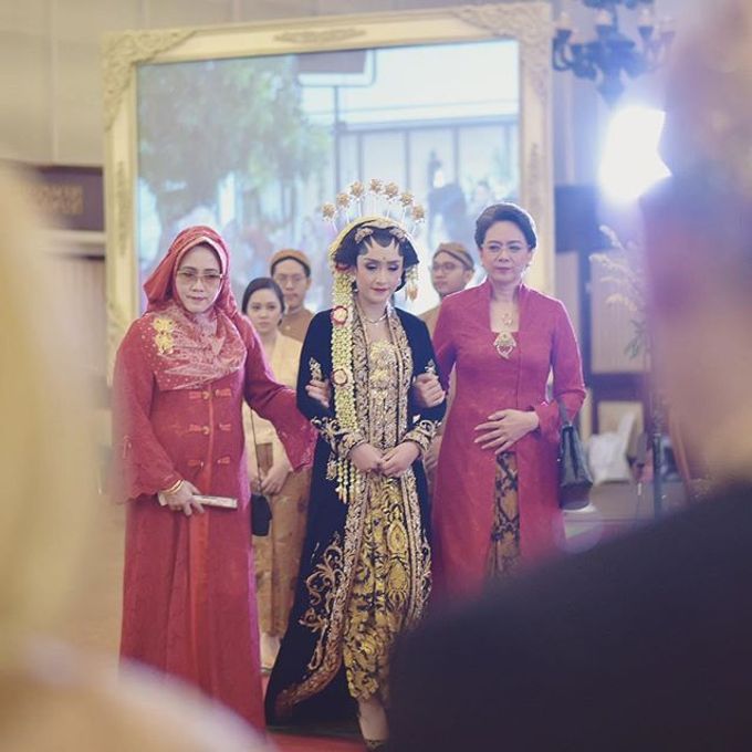 The Wedding of Annisa & Julian by Wong Akbar Photography - 004