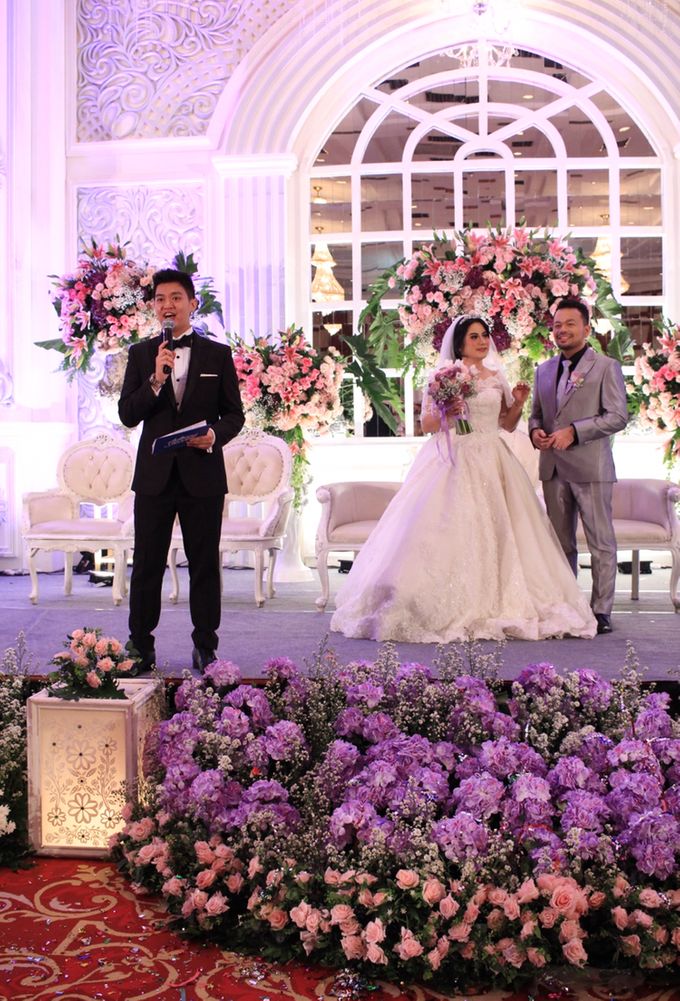 MC wedding Gedung Dhanapala senen Jakarta - Anthony Stevven by Stradivari Orchestra - 015