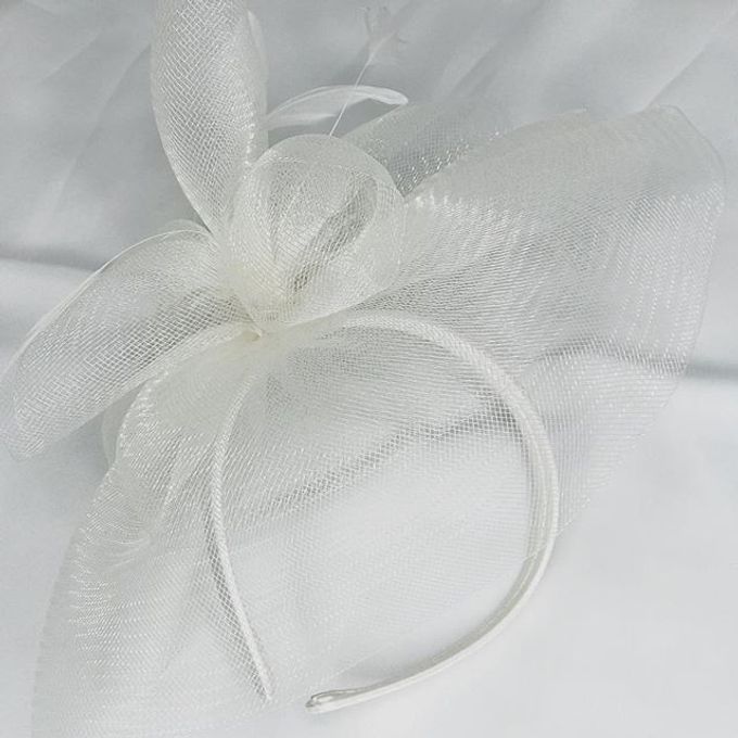 Headpiece & Crown by Ilona Headpiece & Crown - 030 Headpiece & Crown by Ilona Headpiece & Crown - 030