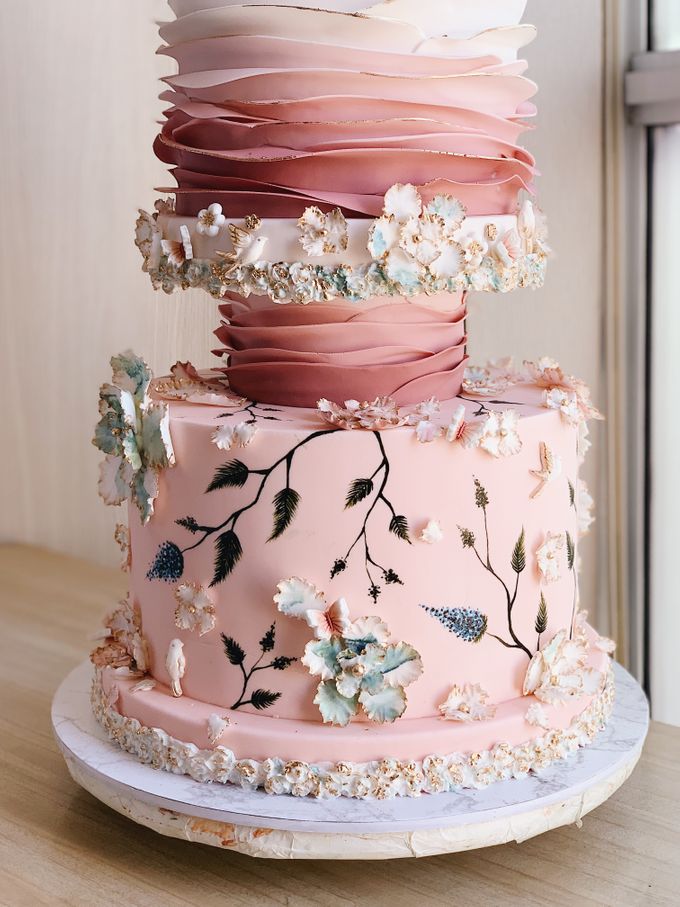 4 Tiers Celebration Cake (Wedding, Birthday,etc) by duchess bakes - 002 4 Tiers Celebration Cake (Wedding, Birthday,etc) by duchess bakes - 002