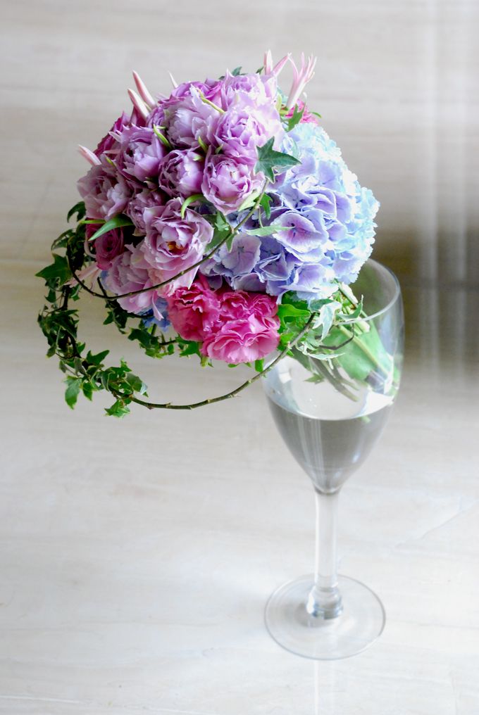 PURPLE BLUE theme wedding bouquet by Hana Flower Boutique by Hana Flower Boutique - 001