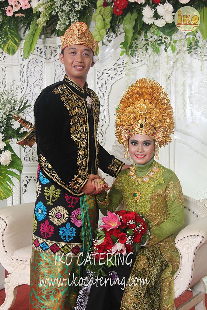 Rias & Busana Pengantin by IKO Catering Service dan Paket Pernikahan - 002 Rias & Busana Pengantin by IKO Catering Service dan Paket Pernikahan - 002