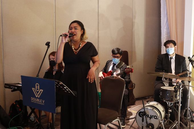 Lounge Jazz wedding band at Double Tree Jakarta by Double V Entertainment by Double V Entertainment - 017 Lounge Jazz wedding band at Double Tree Jakarta by Double V Entertainment by Double V Entertainment - 017