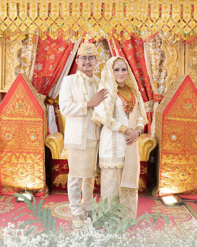 The Wedding Of Mellyn & Luthfi by RHIVIE Photography - 006 The Wedding Of Mellyn & Luthfi by RHIVIE Photography - 006