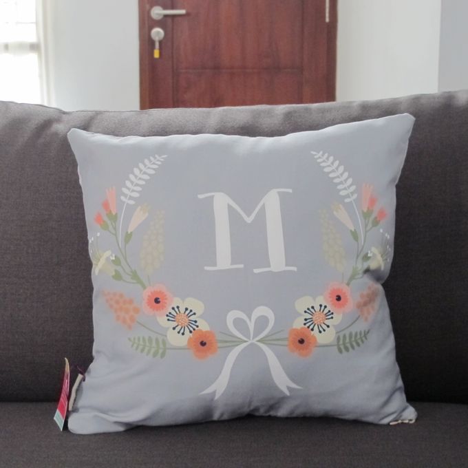 Flower Alphabet by Kawung Living - 002 Flower Alphabet by Kawung Living - 002