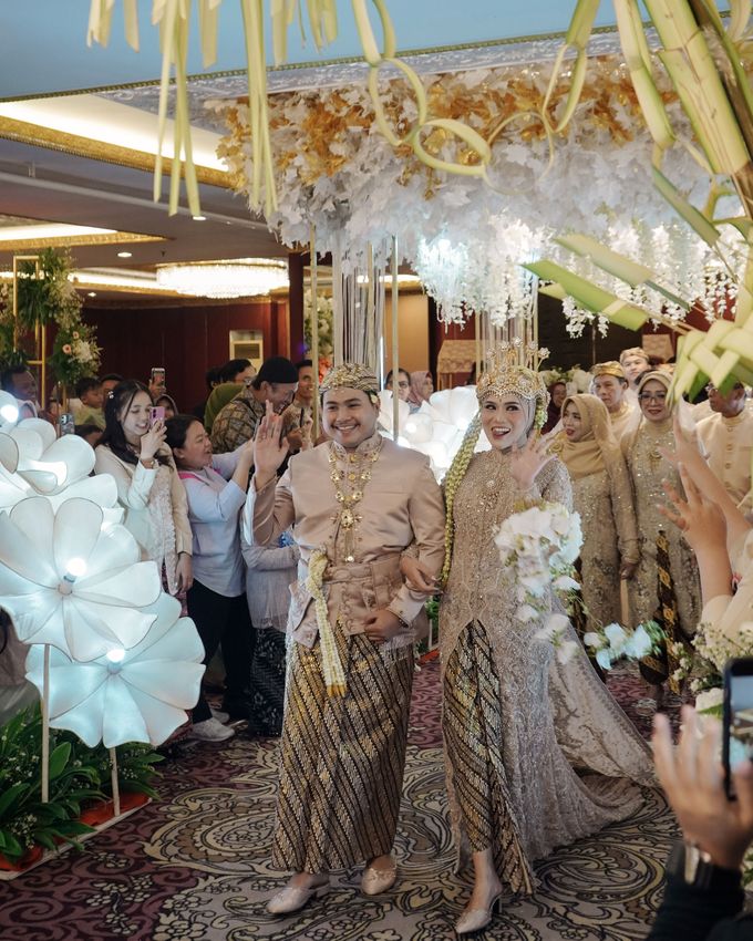 The Wedding Of Vira & Angga by LUXUS GRAND BALLROOM - 011