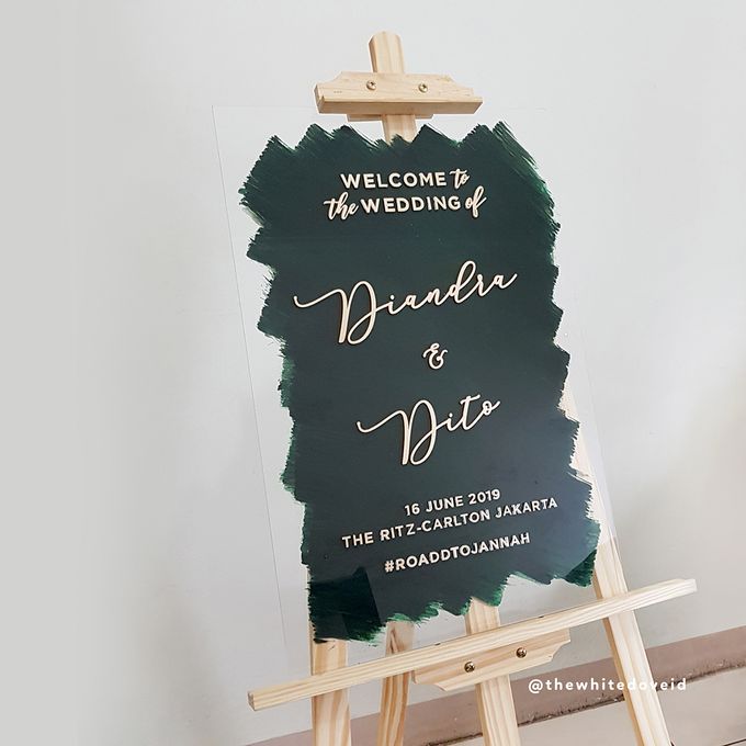 Wedding Sign by The White Dove - 007 Wedding Sign by The White Dove - 007