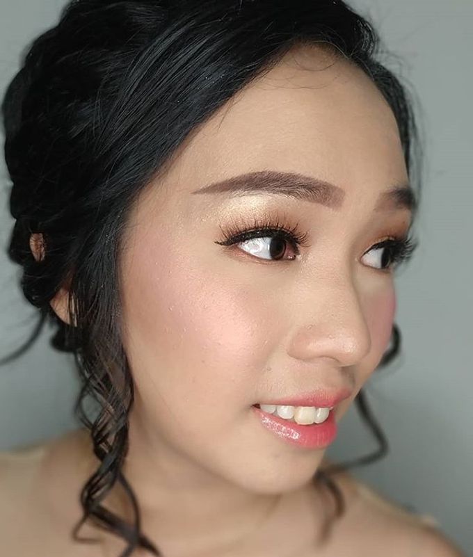 Make-up Party by Desy Lestari Makeup - 001 Make-up Party by Desy Lestari Makeup - 001