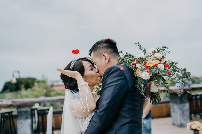 Ronny & Angel by Jimbaran Bay Beach Resort and Spa - 001 Ronny & Angel by Jimbaran Bay Beach Resort and Spa - 001