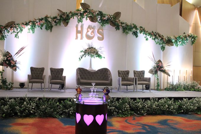 Jazz Double V Entertainment & MC Wedding Hotel Ciputra Jakarta - Anthony Stevven by Anthony Stevven - 002 Jazz Double V Entertainment & MC Wedding Hotel Ciputra Jakarta - Anthony Stevven by Anthony Stevven - 002