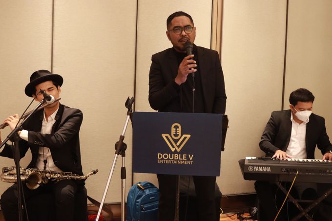 Entertainment jazz wedding at westin hotel jakarta - Double V entertainment by Double V Entertainment - 001 Entertainment jazz wedding at westin hotel jakarta - Double V entertainment by Double V Entertainment - 001