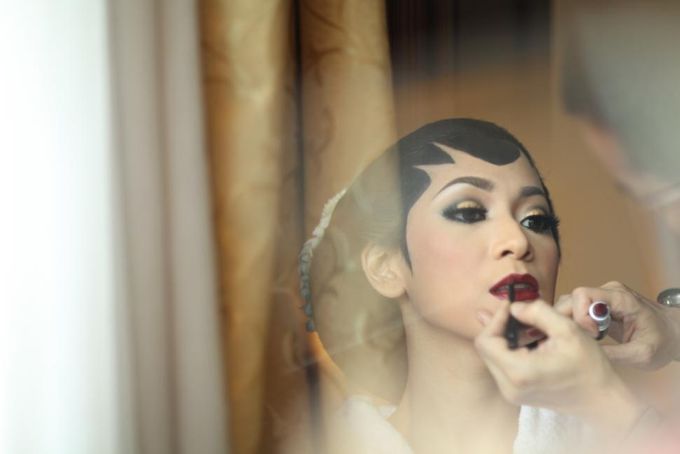 Wedding make up for Tara Rawindra (Javanese Paes& Padang) and Kathya Paramitha (National) by Yoga Septa Make Up Artist - 003 Wedding make up for Tara Rawindra (Javanese Paes& Padang) and Kathya Paramitha (National) by Yoga Septa Make Up Artist - 003