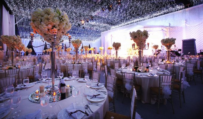 Dining Under A Thousand Stars by Flora Lines Decoration - 003 Dining Under A Thousand Stars by Flora Lines Decoration - 003
