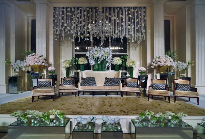Elegant Simplicity by Flora Lines Decoration - 003 Elegant Simplicity by Flora Lines Decoration - 003