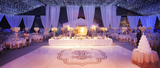Dining Under A Thousand Stars by Flora Lines Decoration - 005 Dining Under A Thousand Stars by Flora Lines Decoration - 005