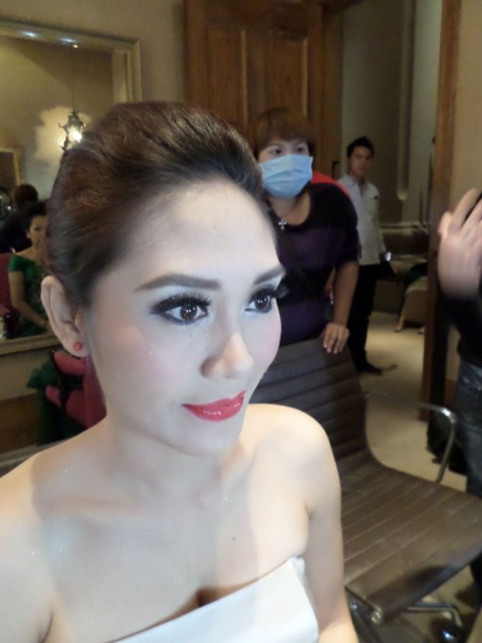 contoh makeup party by ellatommymakeup - 004
