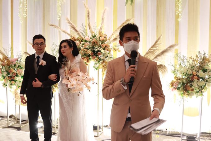 Lounge Jazz wedding band at Double Tree Jakarta by Double V Entertainment by Double V Entertainment - 010