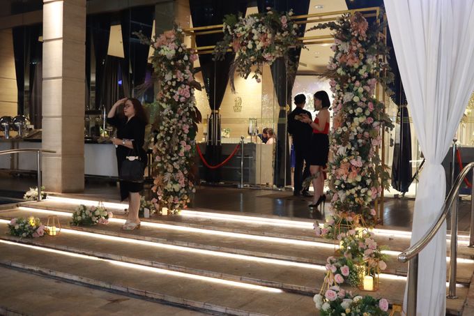 MC Intimate Wedding Glass House Ritz Carlton Pacific Place - Anthony Stevven by Anthony Stevven - 015 MC Intimate Wedding Glass House Ritz Carlton Pacific Place - Anthony Stevven by Anthony Stevven - 015