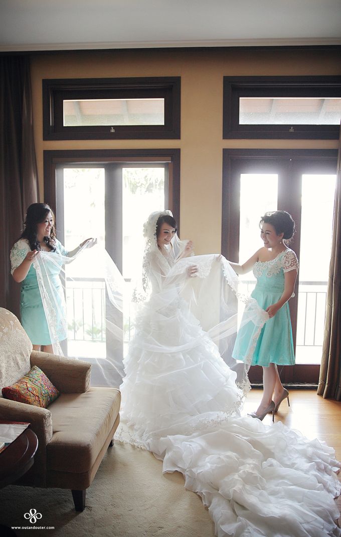 RIO & LINA WEDDING by Out & Outer Photography - 018