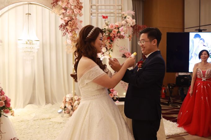 Entertainment jazz wedding at westin hotel jakarta - Double V entertainment by Double V Entertainment - 021 Entertainment jazz wedding at westin hotel jakarta - Double V entertainment by Double V Entertainment - 021