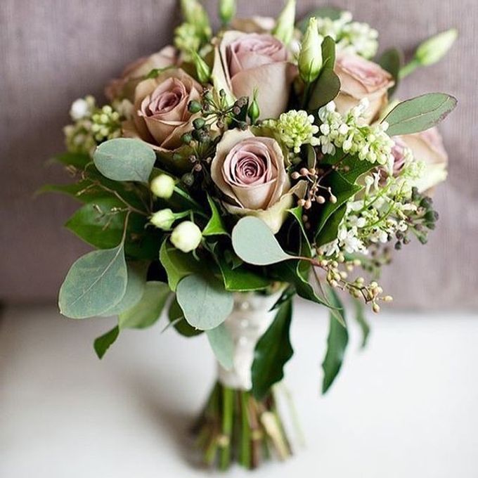 Flower Bouquet by The Vividiary Florist - 003 Flower Bouquet by The Vividiary Florist - 003