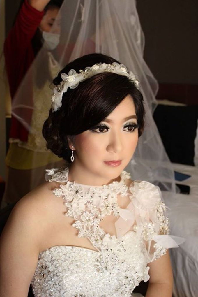 Wedding Make Up Of Marissa & Gunawan @KUPANG-NTT by Natalia Ingkiriwang Bride Make Up - 004