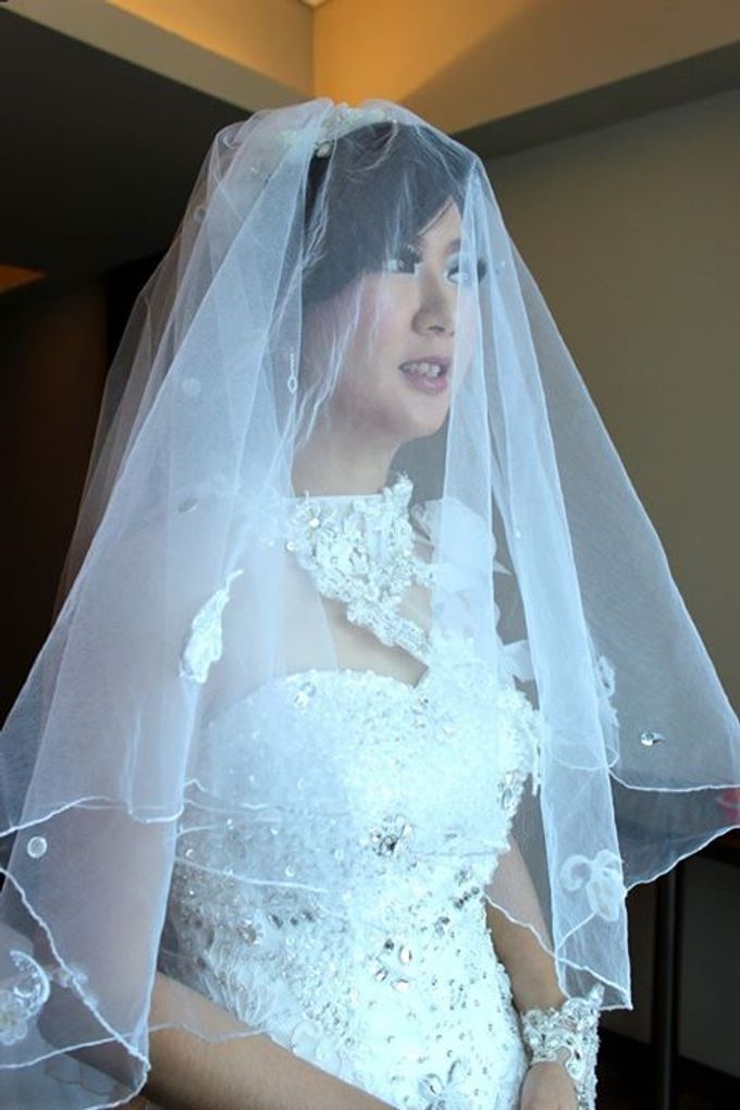 Wedding Make Up Of Marissa & Gunawan @KUPANG-NTT by Natalia Ingkiriwang Bride Make Up - 006