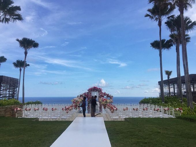 Alila Villas Uluwatu Wedding of Amanda and Terence October 29 2016 by Alila Villas Uluwatu - 011