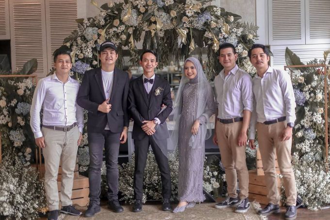 Accoustic Day on Adit & Fina's Wedding by Jadi Musik Project - 002 Accoustic Day on Adit & Fina's Wedding by Jadi Musik Project - 002
