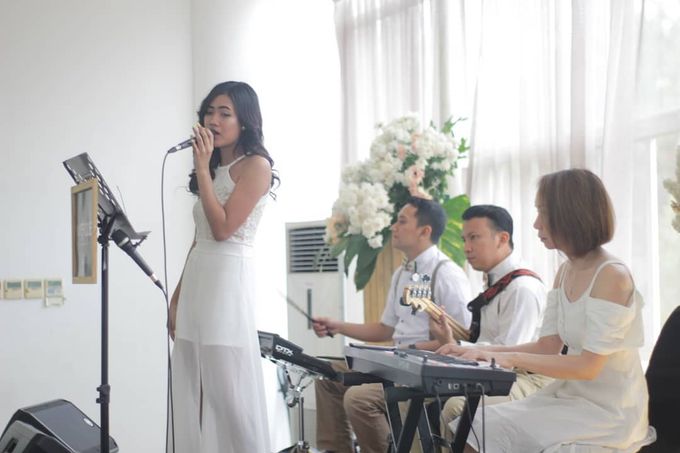 Mini Acoustic by Warehouse Music Entertainment - 003 Mini Acoustic by Warehouse Music Entertainment - 003