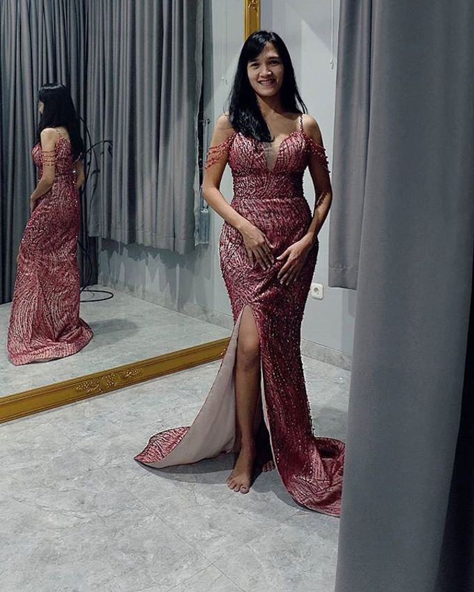 2 Looks Alternative Dress (Day and Night) by METTA FEBRIYAN bridal & couture - 008 2 Looks Alternative Dress (Day and Night) by METTA FEBRIYAN bridal & couture - 008