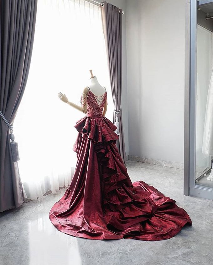 2 Looks Alternative Dress (Day and Night) by METTA FEBRIYAN bridal & couture - 005 2 Looks Alternative Dress (Day and Night) by METTA FEBRIYAN bridal & couture - 005