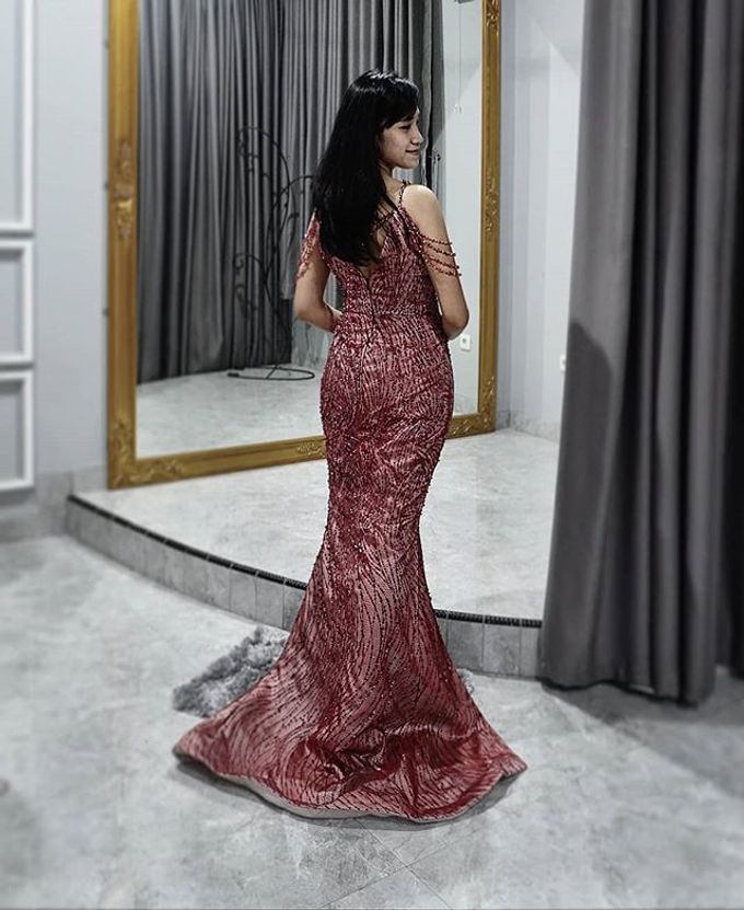 2 Looks Alternative Dress (Day and Night) by METTA FEBRIYAN bridal & couture - 007 2 Looks Alternative Dress (Day and Night) by METTA FEBRIYAN bridal & couture - 007